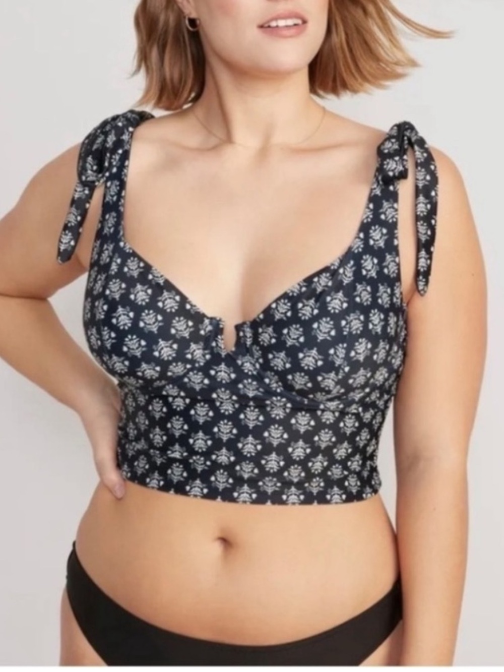 Old Navy Swimsuit Underwire Sweetheart Wide Tie Strap Tankini Top Blue Large NWT